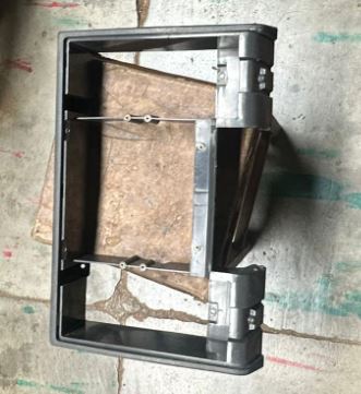 003USD - BASE DA MOLDURA CENTRAL PAINEL CARGO GI 003USD