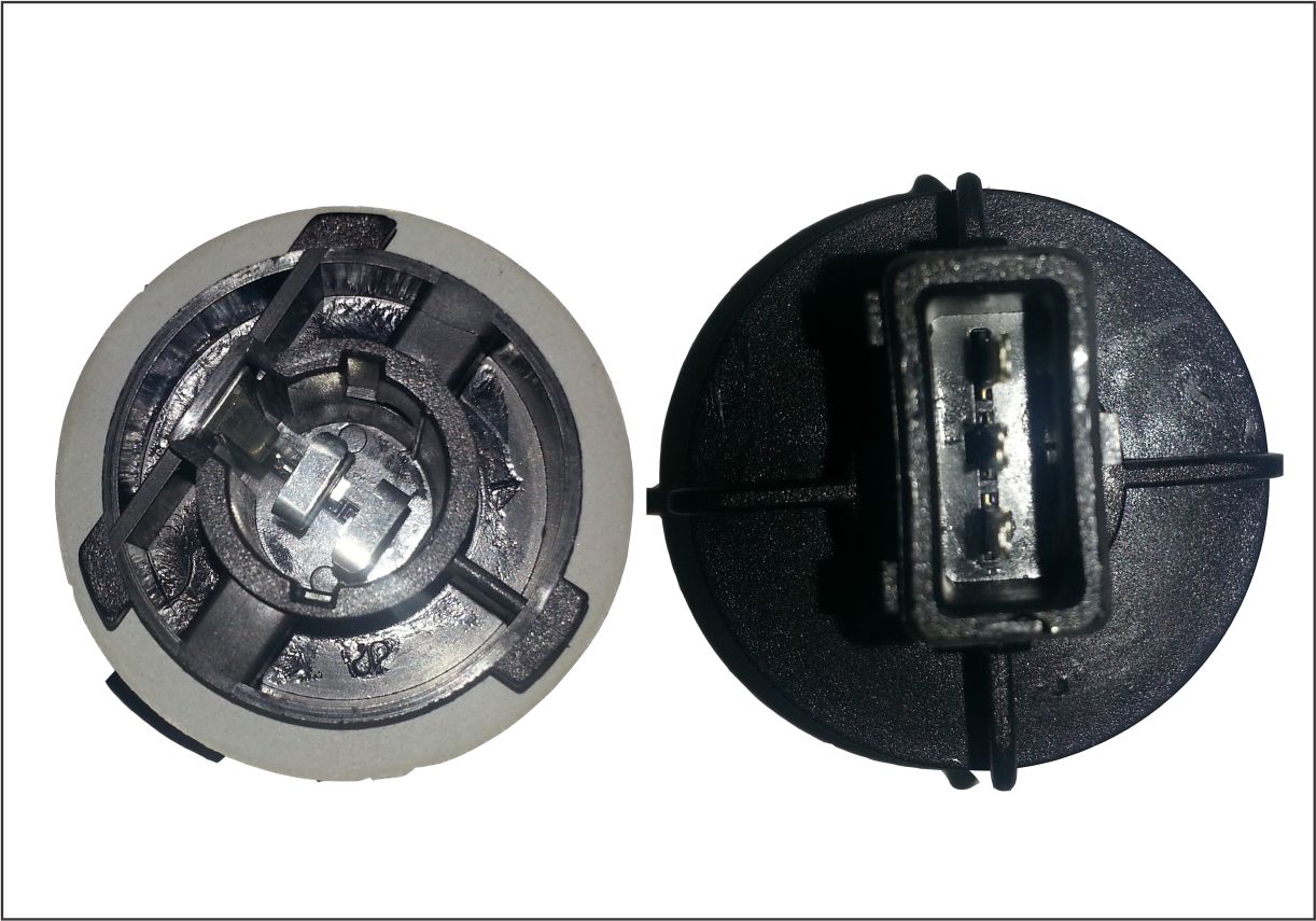 PL99413797 - SOQUETE LANTERNA 02 POLOS