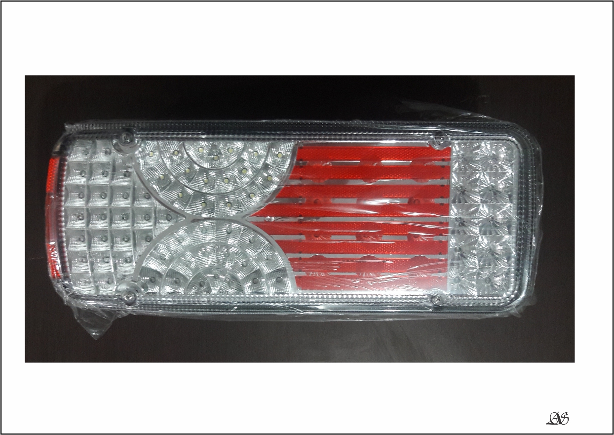 1756751 - LANTERNA TRASEIRA SCANIA S5 LED LD CRISTAL