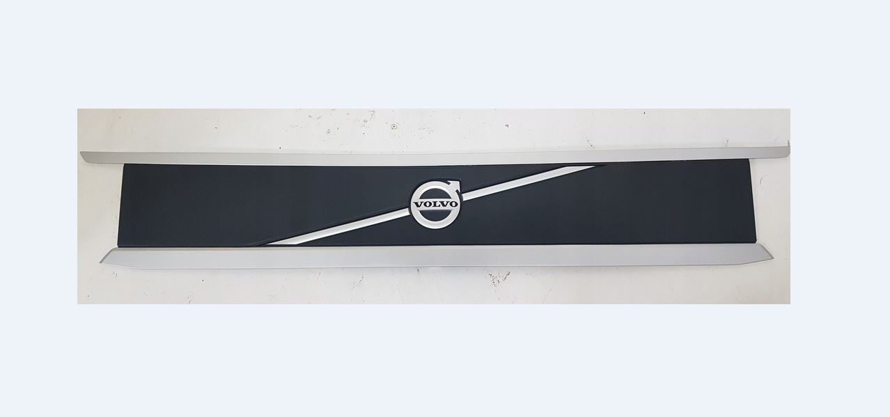 13800132 - GRADE SUP CAPO VOLVO FH 2016/... C/FRISOS COMPLETA