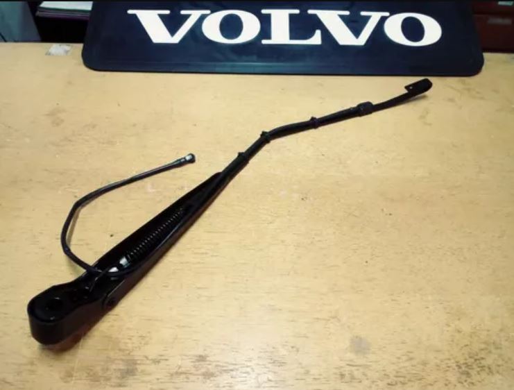 8189632 - BRACO LIMPADOR EXT VOLVO FH C/BRUCUTU 94 (ORIGINAL)