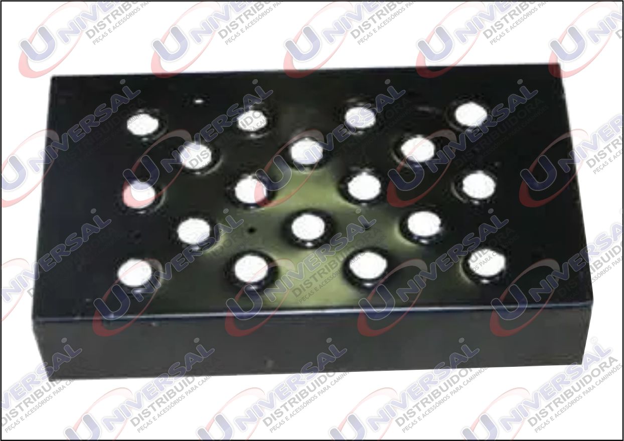 81DBE200L95AD - PISANTE ESTRIBO CARGO ATE 99 LD