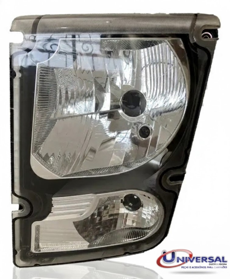 BVV04-002 PT - FAROL VOLVO VM CHINES 2005 / 2013 LE (PRETO)
