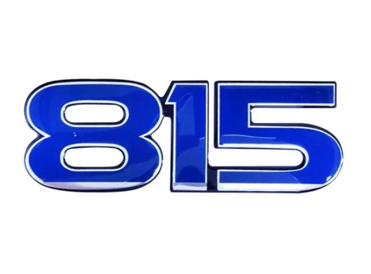 ADS1853 - EMBLEMA RESINADO CARGO 815 900MM X 260MM