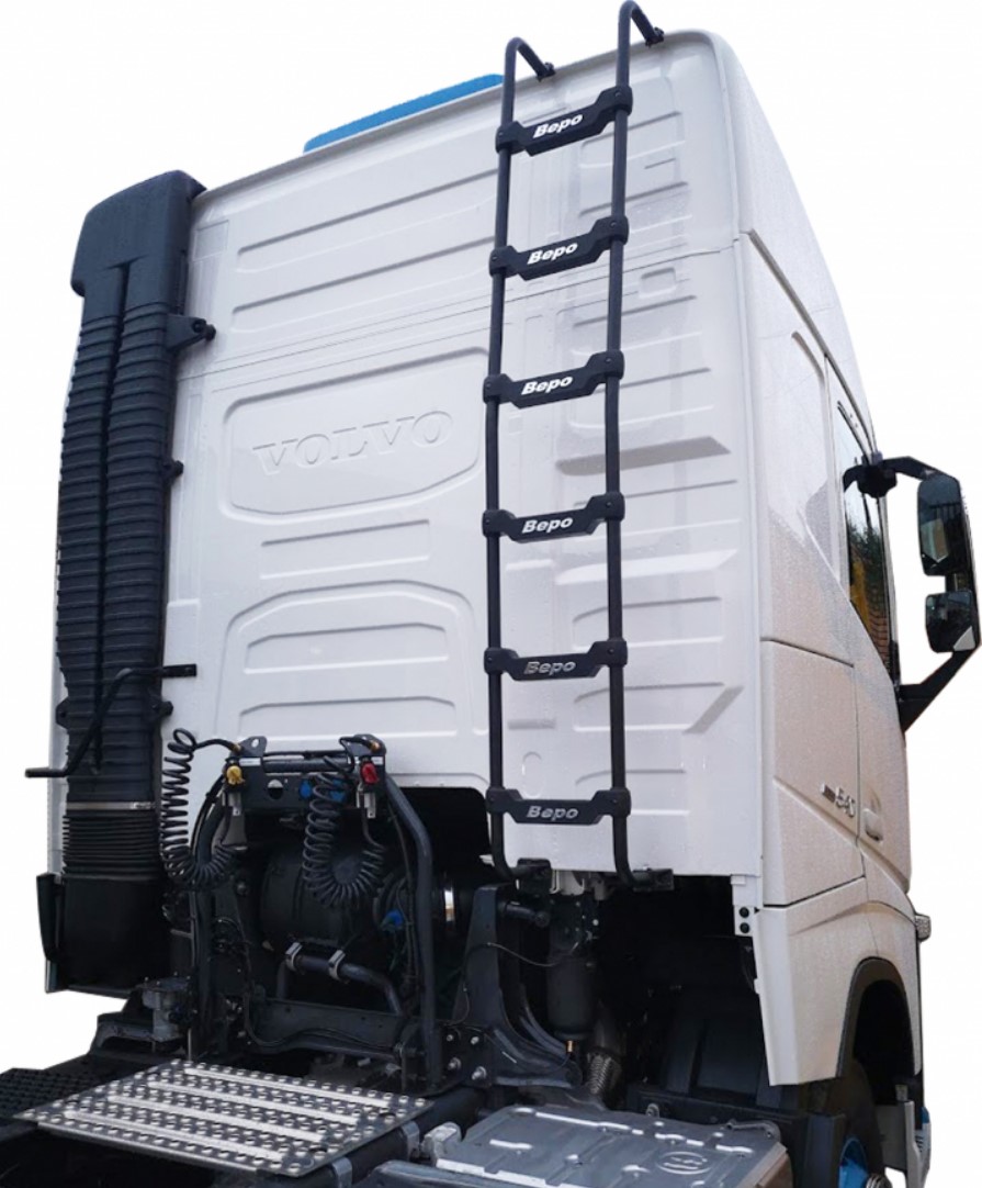 B007L - ESCADA VOLVO FH13 GLOBET APOS 2015 2140MM 6 DEGRAUS PRETA CABINE ALTA