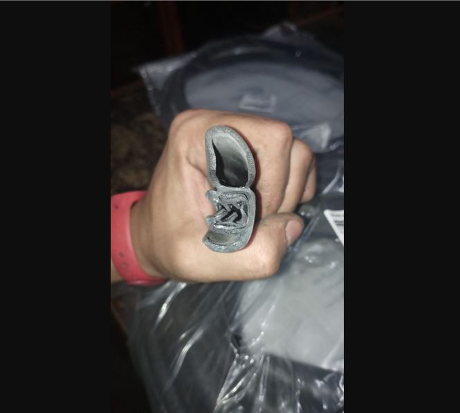 14148 - BORRACHA PORTA CARGO GII / ACCELO C/4700MM