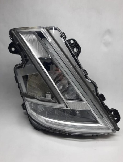 BVV09-055 - FAROL PRINCIPAL VOLVO FH5 2022 LD (LED)