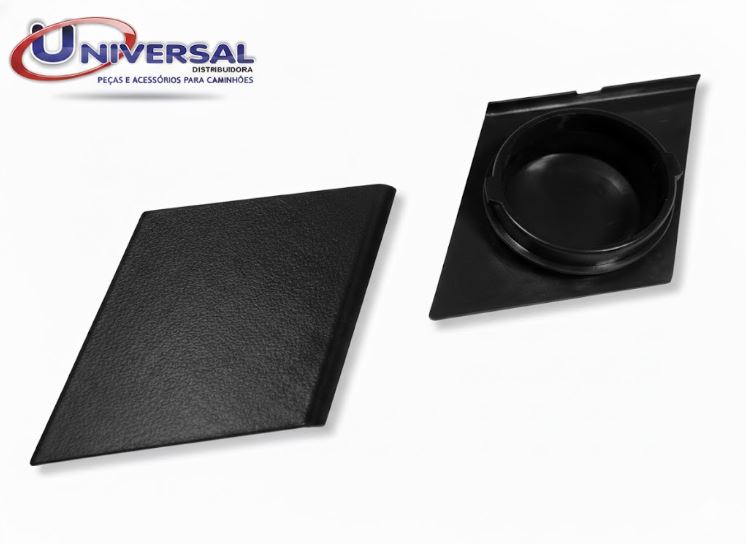 MAN010I - ACAB TAMPAO QUADRADO PARACHOQUE MAN TGX 2012 LE