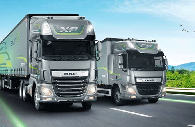 AUTOT1011 - BORRACHA PARABRISA DAF CF