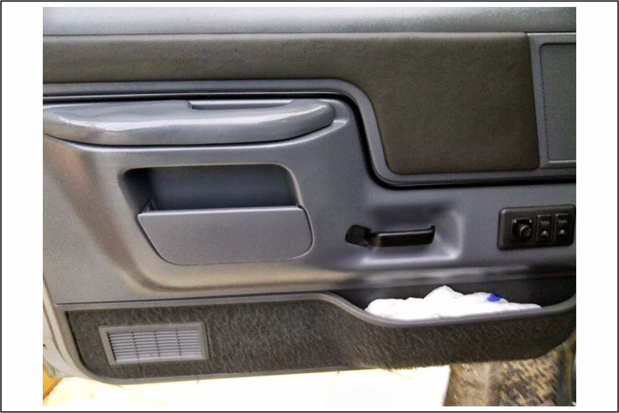 FP298 - FORRO PORTA F-4000 / 93 A 98 SAPAO DIANT LE