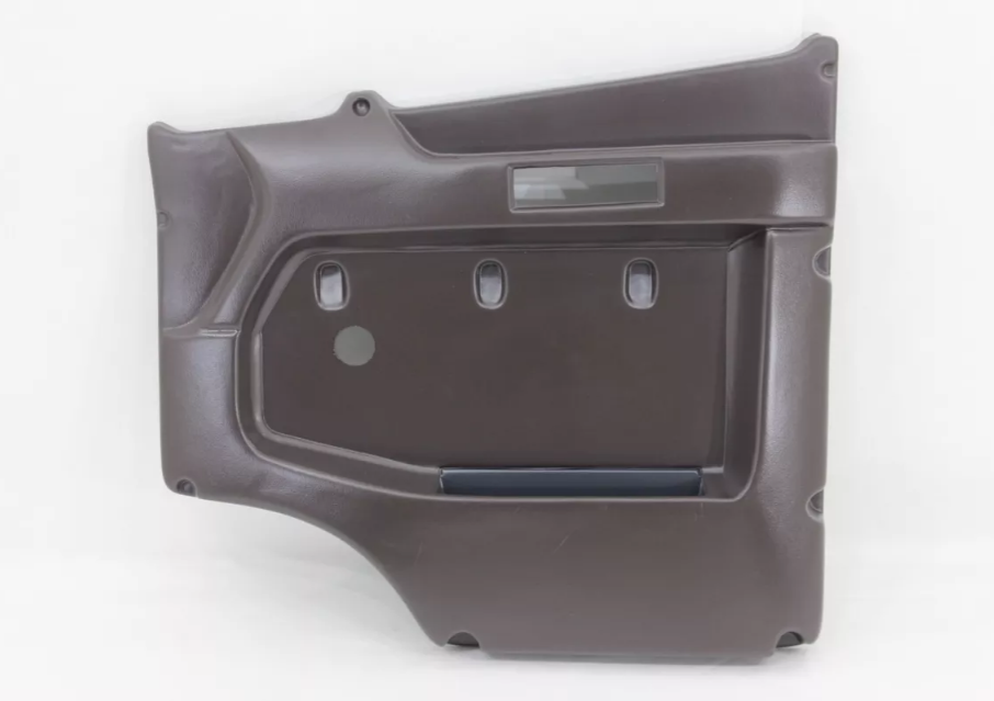 FP111 - FORRO PORTA MB 1618 MARROM LD