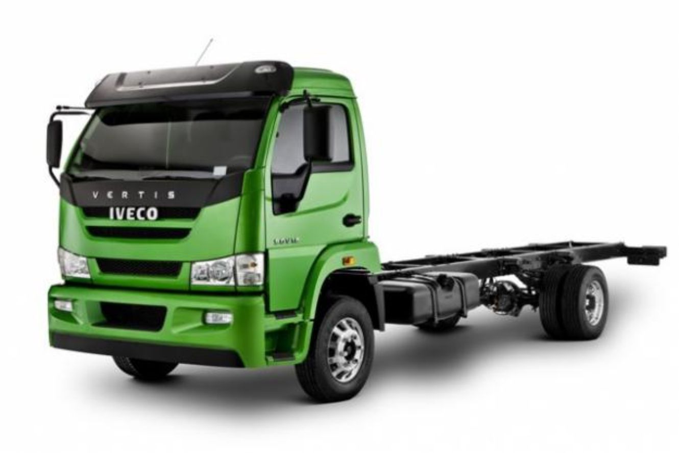 IVS1130 - PARABRISA DEG IVECO