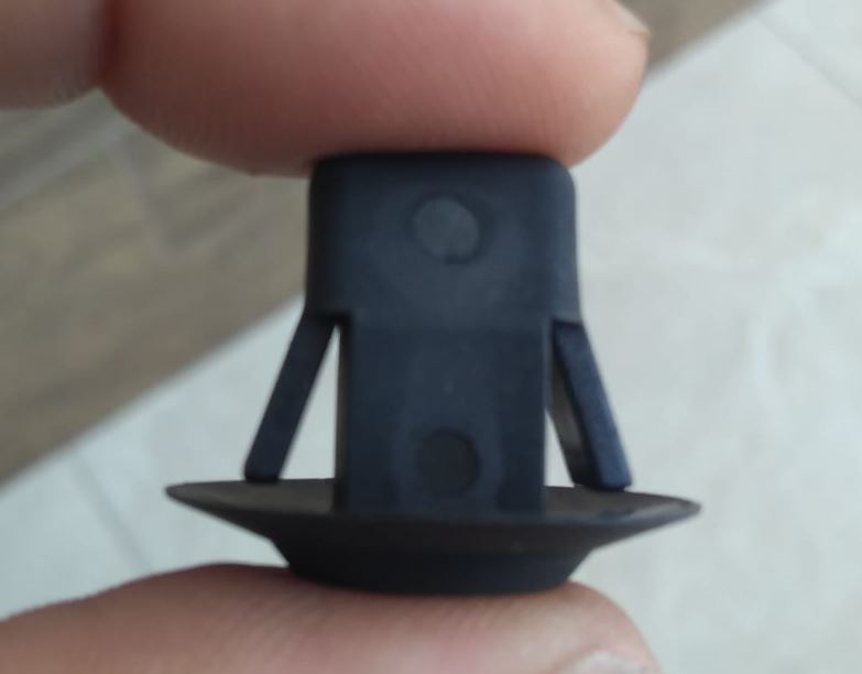 P959 - BUCHA PAINEL/GRADE MB 710/1612/MB 1620/MB ACCELO/ATRON/FPN/HPN