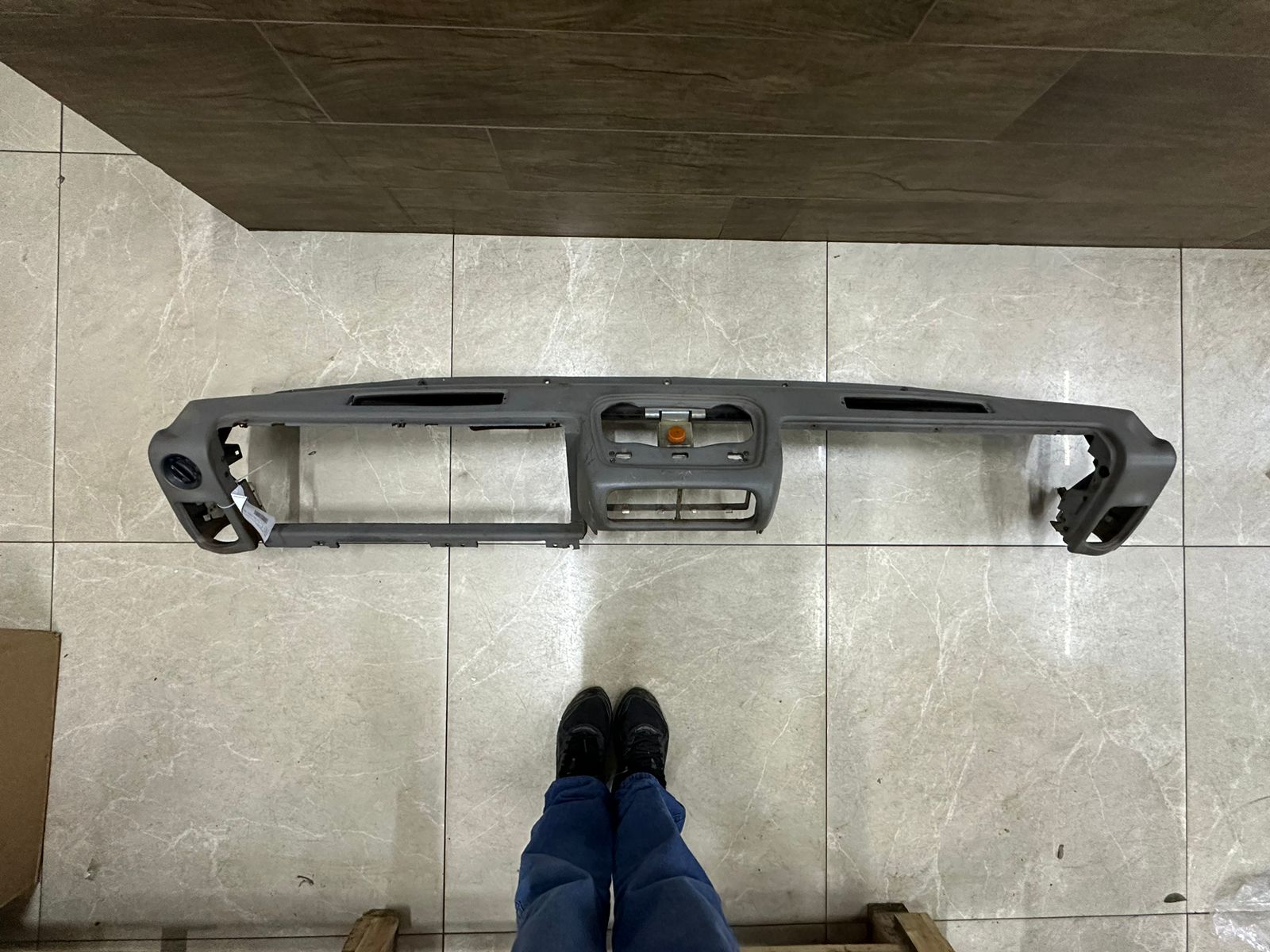 2R0857001B-USD - PAINEL VW 8.150 USD