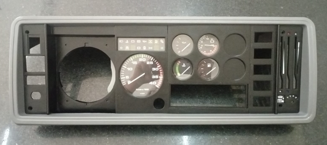 301019 - PAINEL INSTRUMENTOS VW 8.140 BT