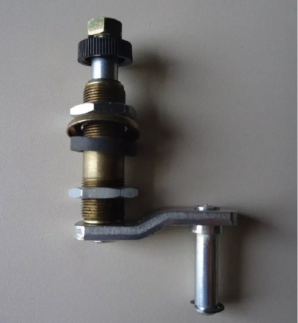 VTO2133D - PIVO LIMPADOR MB 608/708 LD