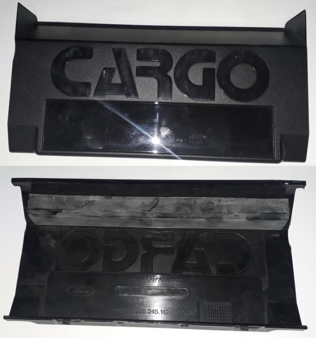 1C45E23778AA - PLACA IDENTIFICACAO PORTA CARGO GI