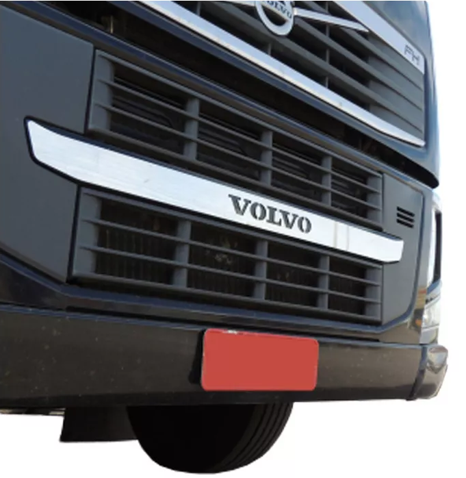 SC1035 - APLIQUE GRADE INFERIOR INOX VOLVO FH 2010 A 2014