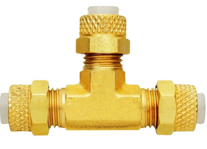 AMC18174 - CONEXAO TEE LATAO 6 P/6 C/PORCAS PARA MANGUEIRA