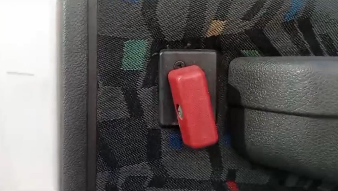 VT1223 - KIT TRAVA PORTA CARGO GI LE