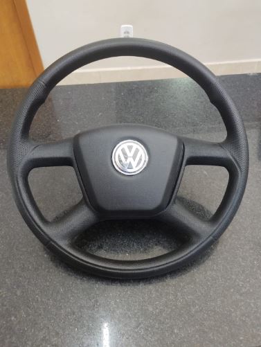 VW81025 - VOLANTE UNIVERSAL MODELO VW DELIVERY S/CUBO