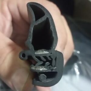 11907 - BORRACHA PORTA VW CONST 4.500MM