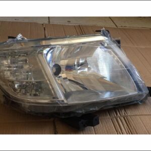 905.107 - FAROL HILUX SRV 12 ESQ
