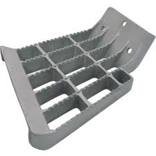 VW002 - ESTRIBO ALUMINIO VW PESADO INF APOS 95 DIR