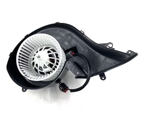 991778 - MOTOR DO VENTILADOR DA CABINE DO VOLVO FH4 2015 A 2021 - 84223449