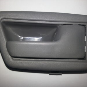 AT1286 - MACANETA INTERNA VW WORKER 2000 CINZA LD